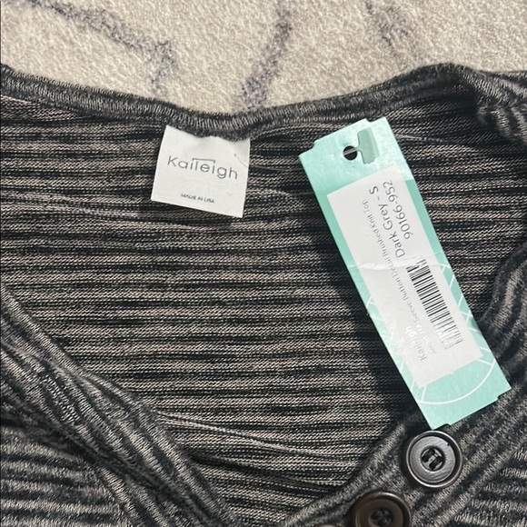 Women's Black Striped Top - Picture 2 of 6